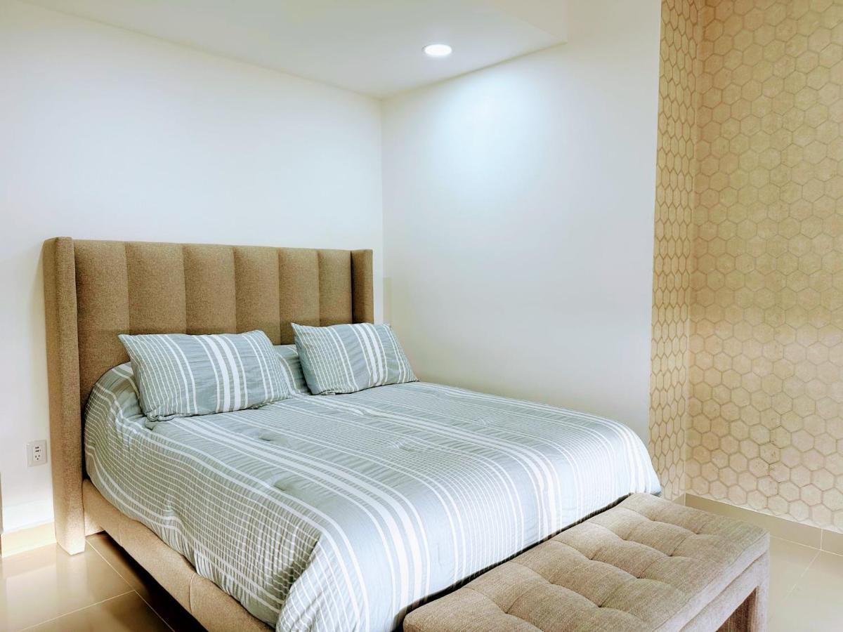 Perfect Location At Malecon Americas Apartamento