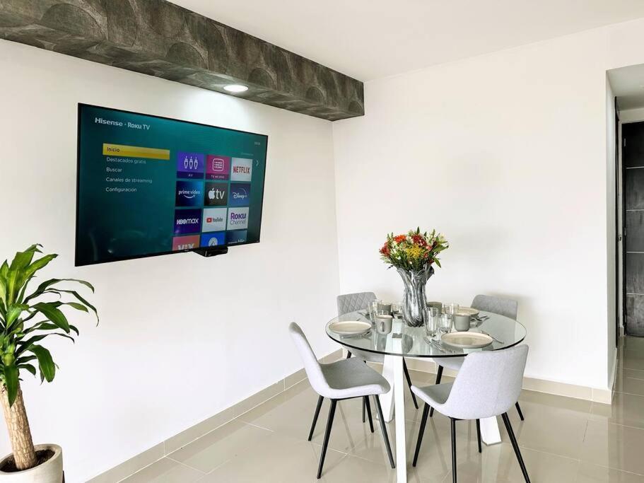 Perfect Location At Malecon Americas Apartamento