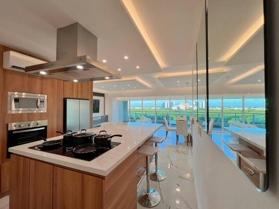 Luxury 3br • * Cancún