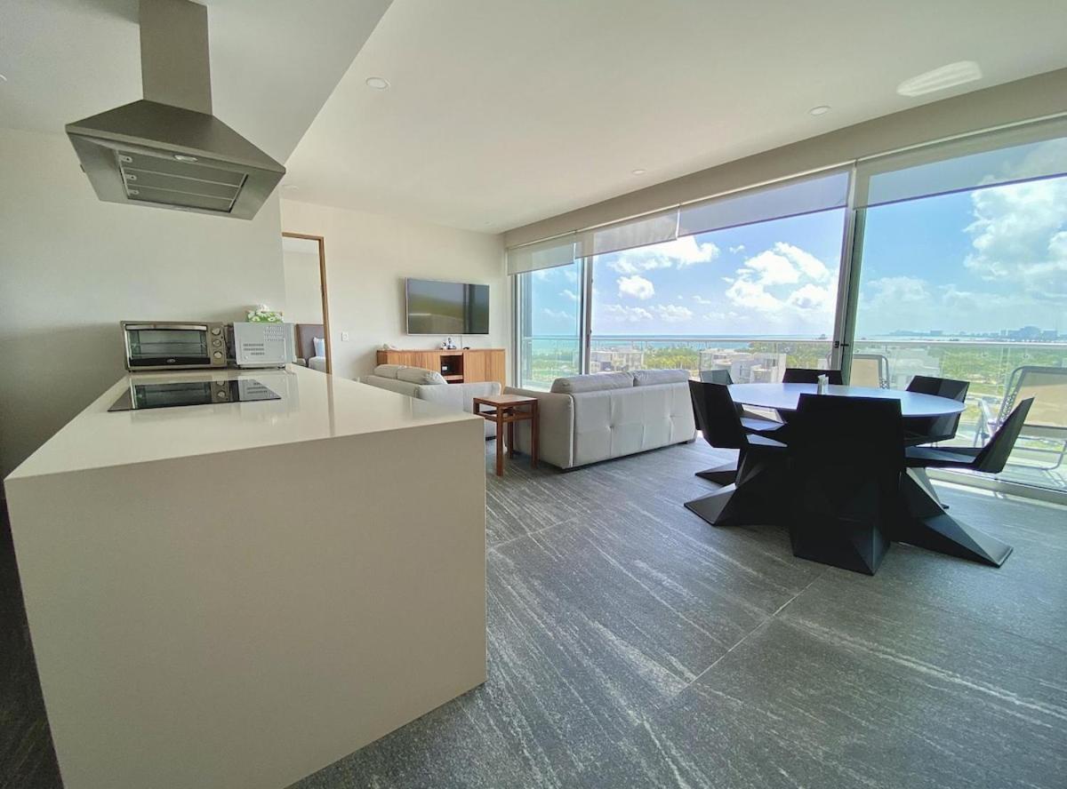 Rooftop Pool- Family Apartment- Ocean View -close Apartamento *