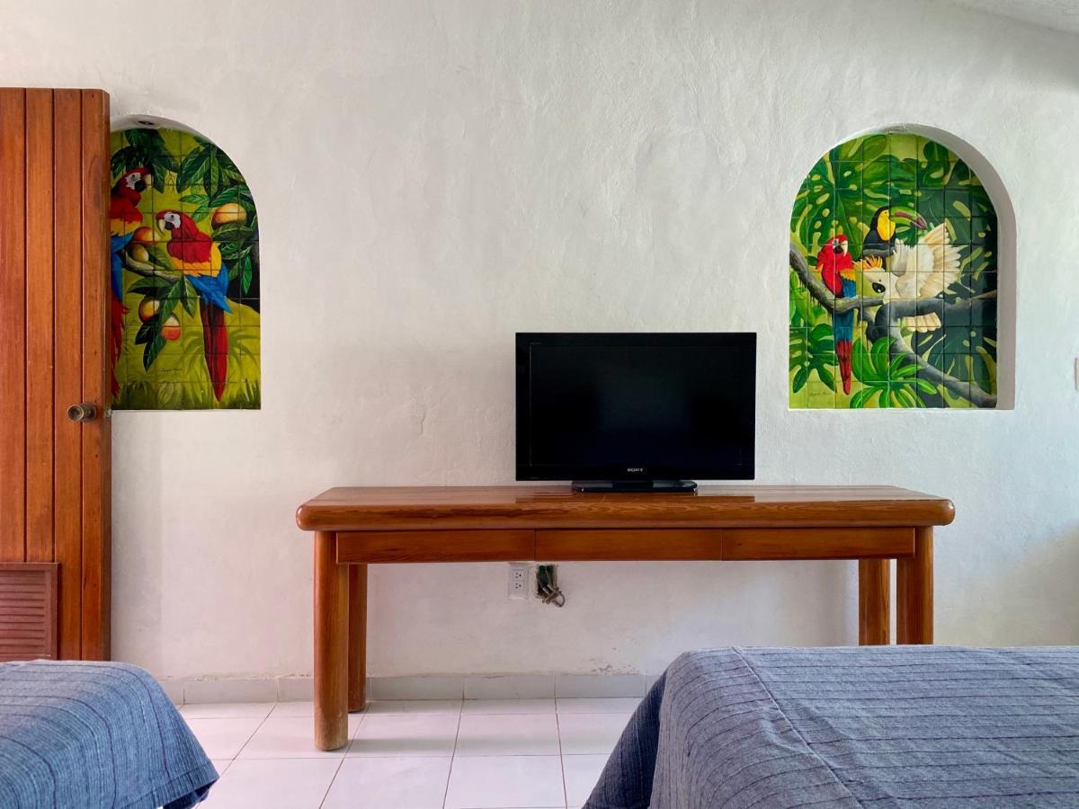 Villas Solymar Villa *