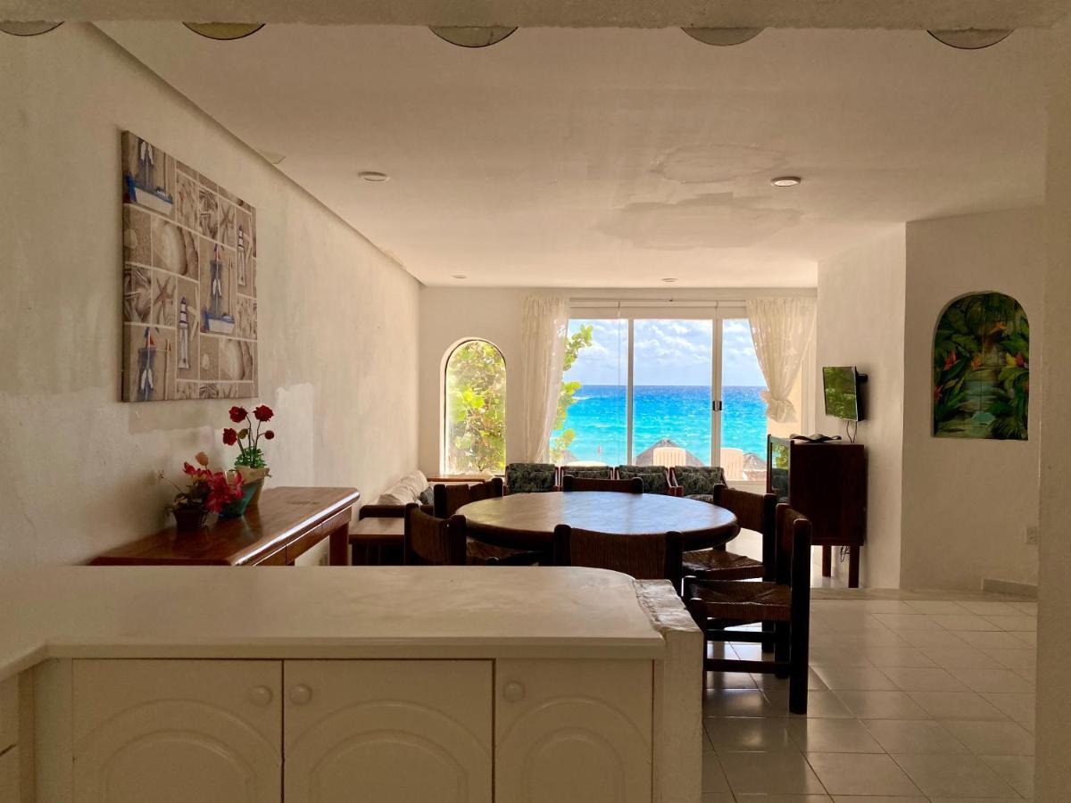 Villas Solymar Villa *