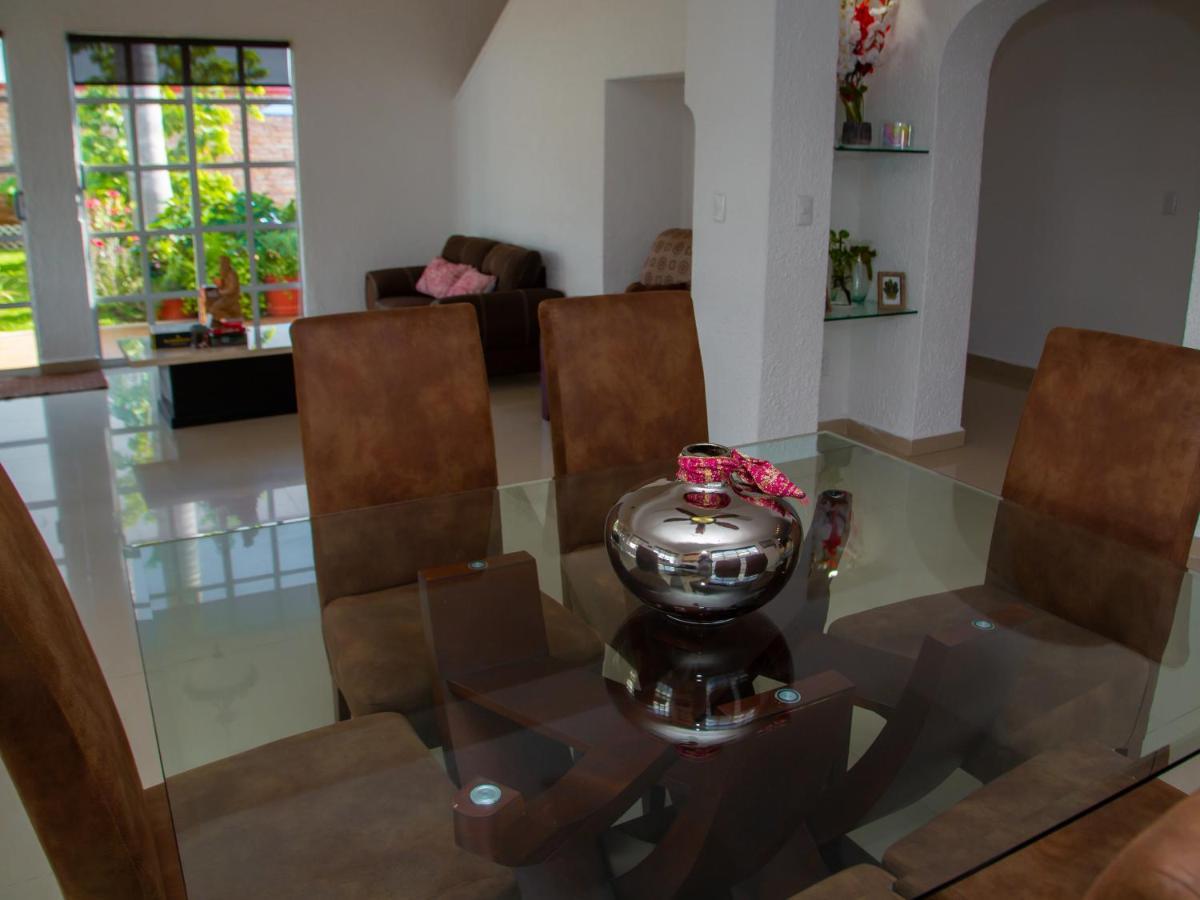 Hermosa Casa, En Renta Vacacional Con Piscina, A Tan Solo10 Minutos De La Playa, Cerca De Centros Comerciales, Restaurantes, Bares Y Supermercados Apartamento *
