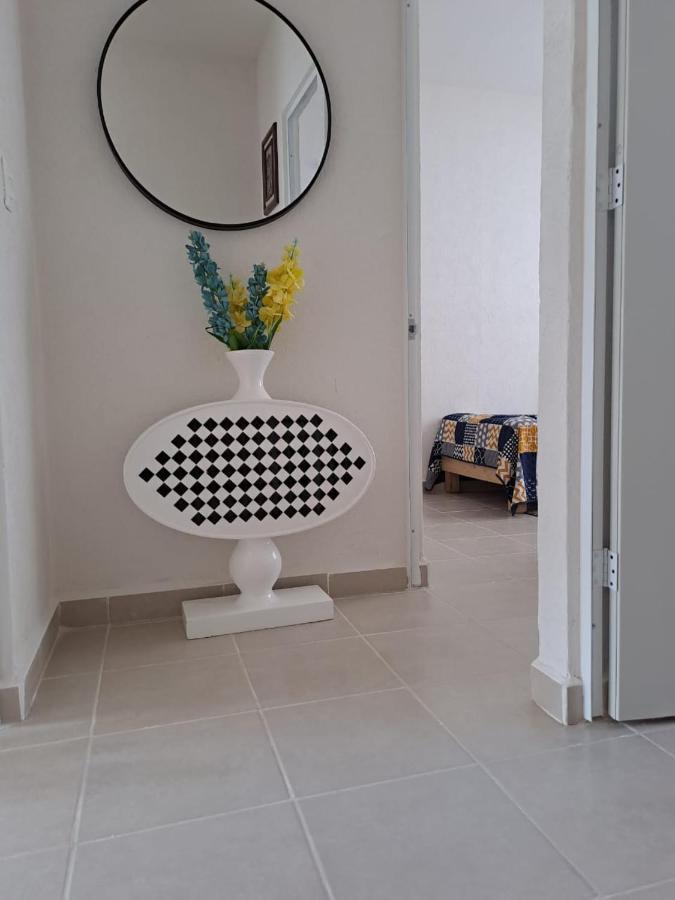 Preciosa Casa Turquesa En Apartamento