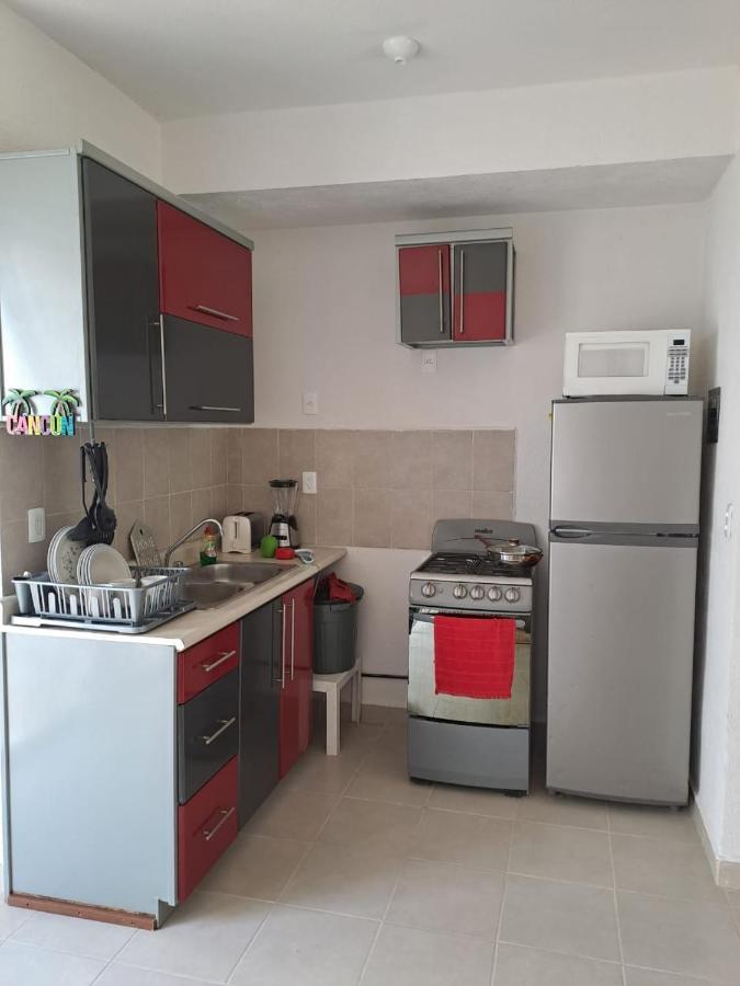 Preciosa Casa Turquesa En Apartamento *