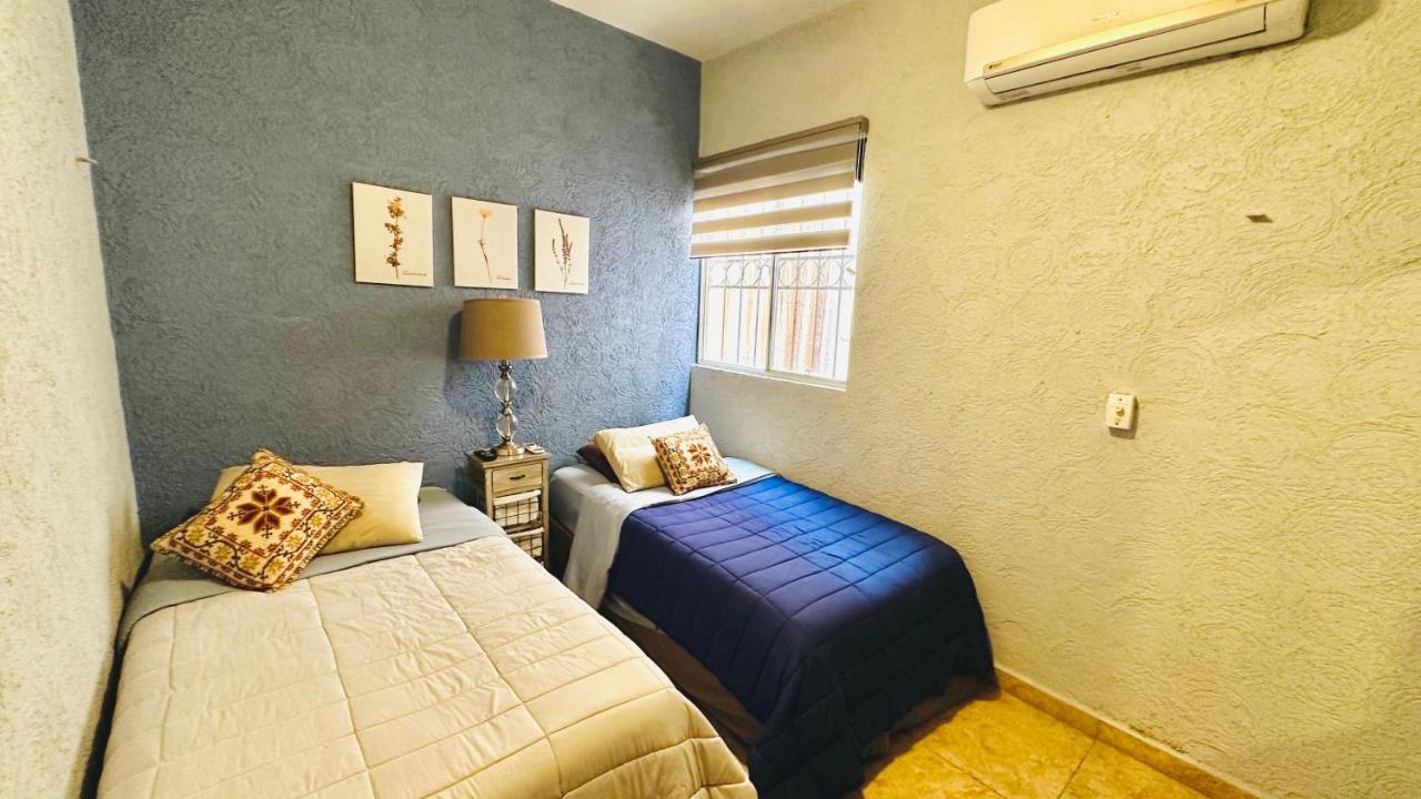 Habitación en casa particular Franks House 