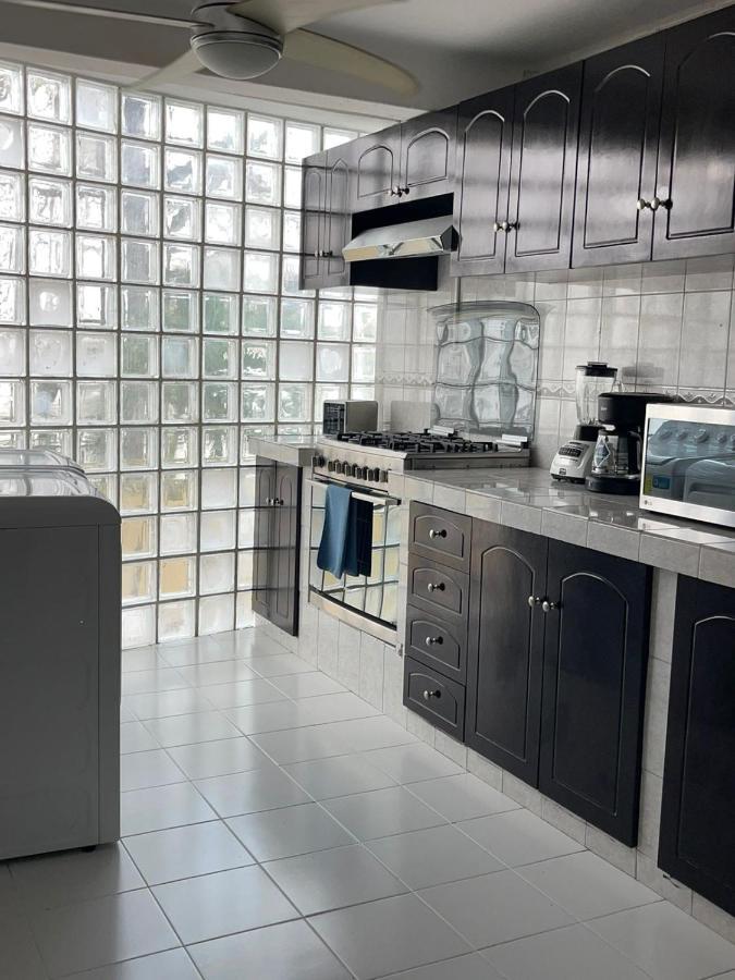 Deco 3 Downtown 3 Bed
