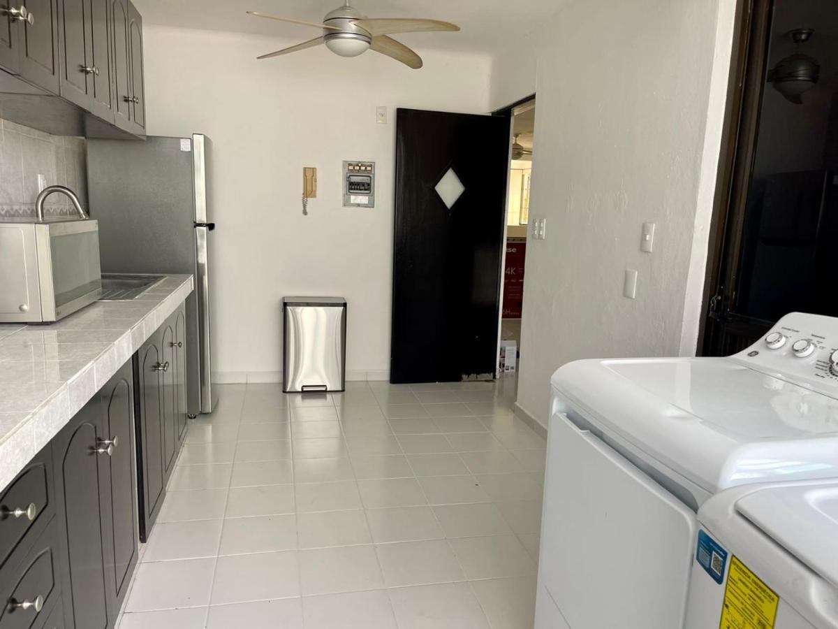 Deco 3 Downtown 3 Bed Aparthotel *