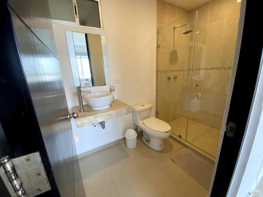 Apartment & Office Pool Cancun