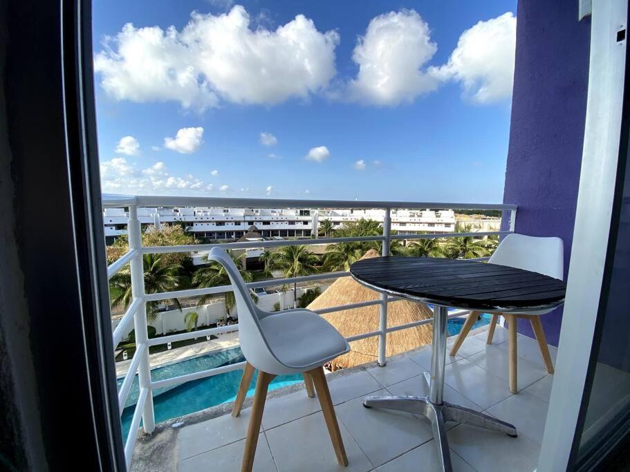 & Office Pool Apartment