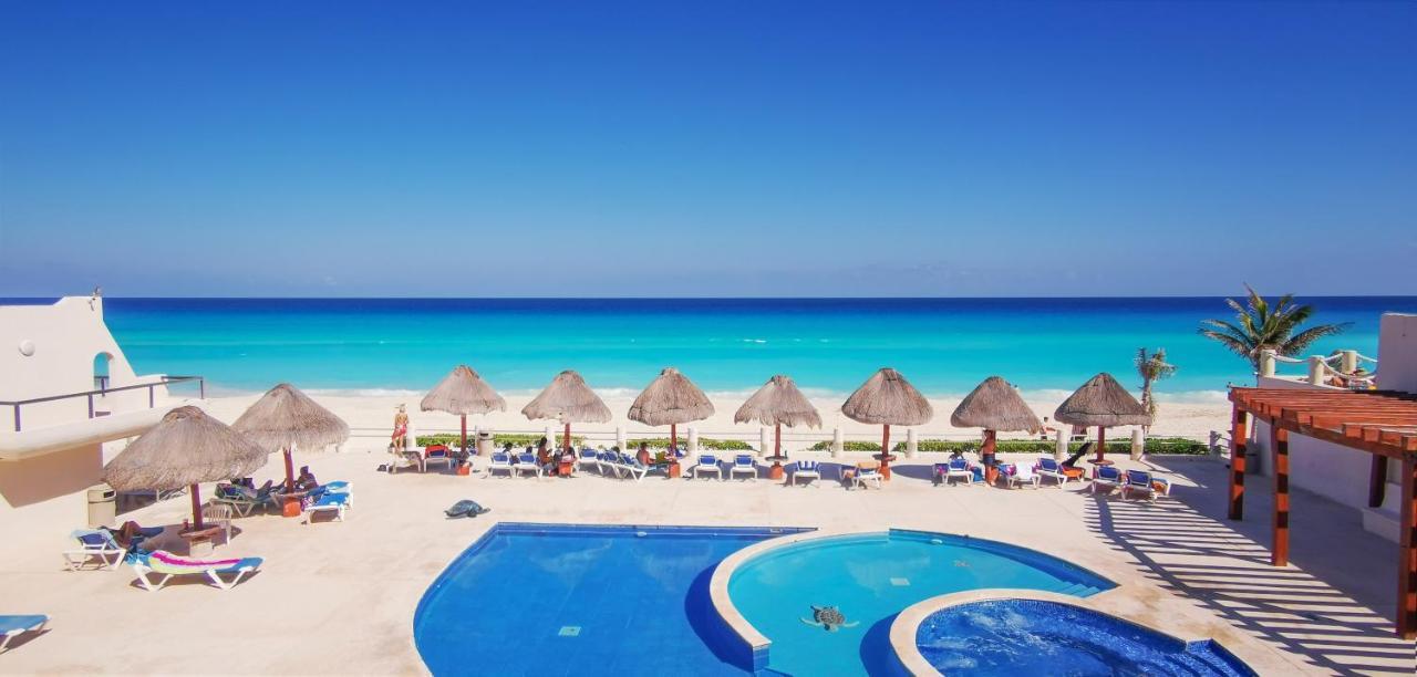 Aurora Beautiful Beachfront