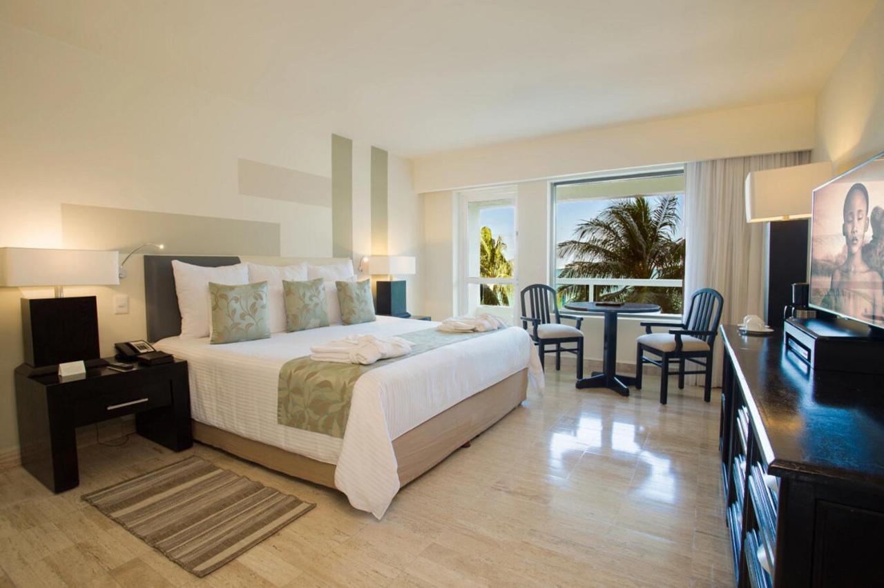 Resort Dreams Sands & (adults Only) Cancún