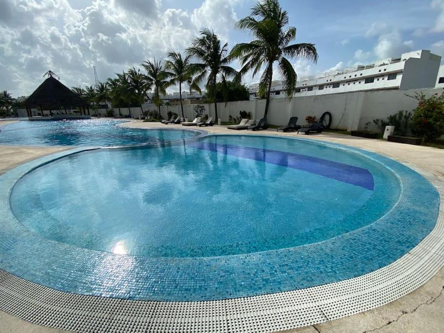 Apartamento Casa De La Luz Cancun. Amazing With Stunning Pool In Front Of Mall Cancún