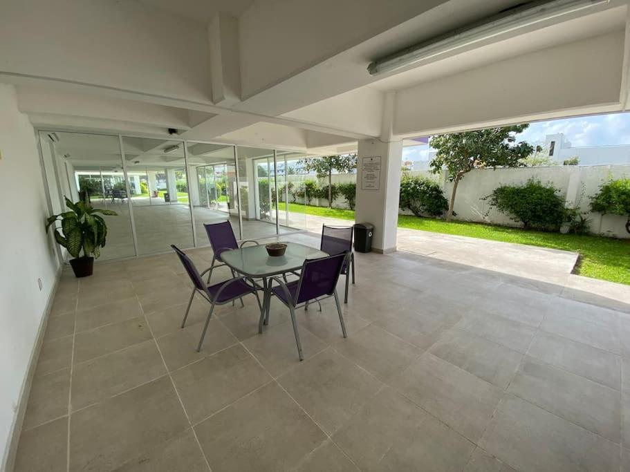 Casa De La Luz Cancun. Amazing With Stunning Pool In Front Of Mall * Cancún