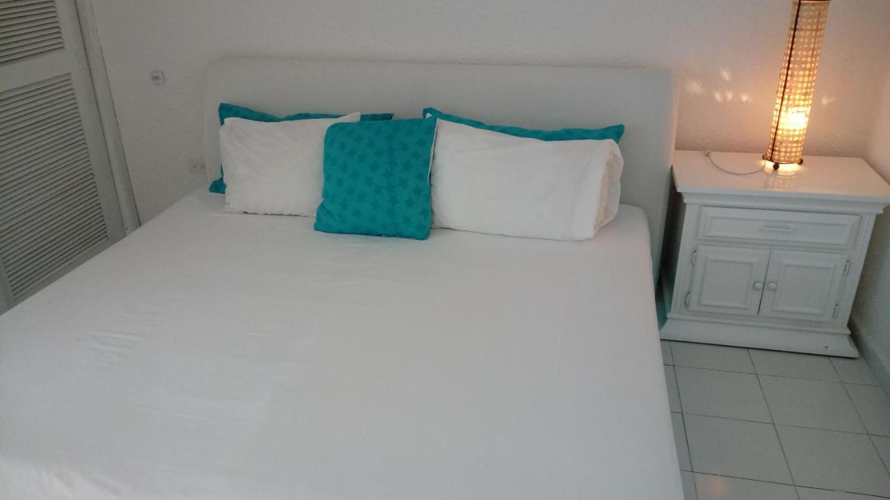 De La Selva Apartment