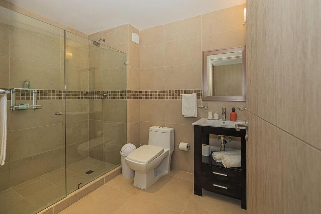 *new* Ocean & Lagoon View Next To Plaza Las Americas! Apartment Cancun