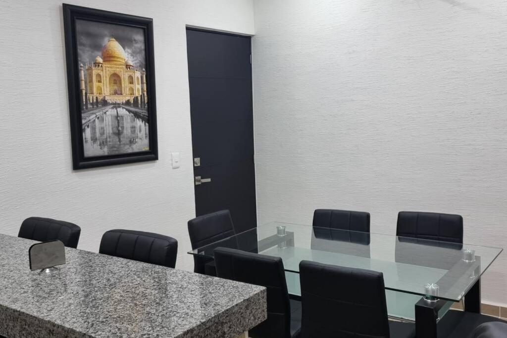 Departamento Con Laguna Artificial Apartment