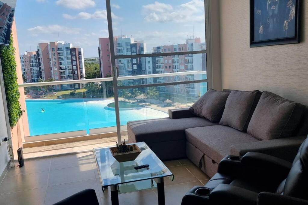Departamento Con Laguna Artificial *