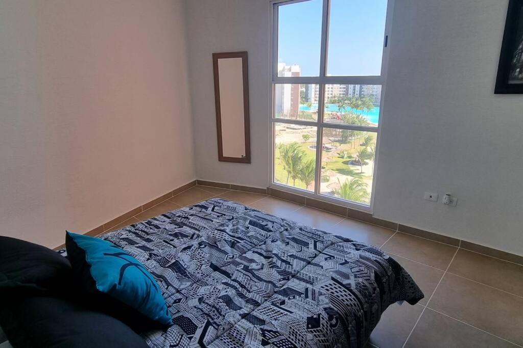 Apartamento Departamento Con Laguna Artificial