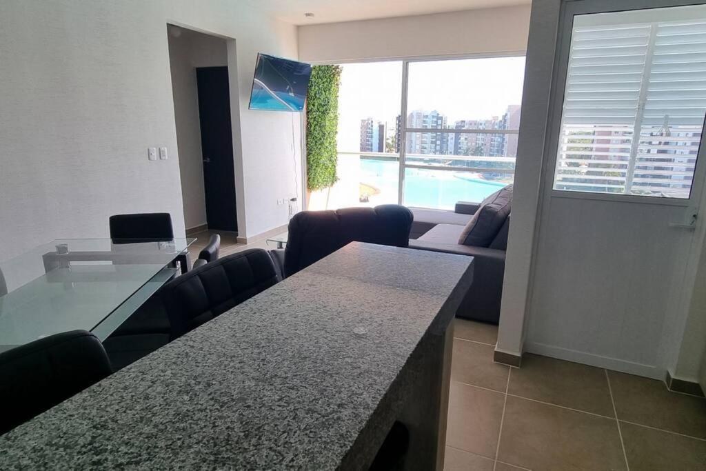 Departamento Con Laguna Artificial * Cancún