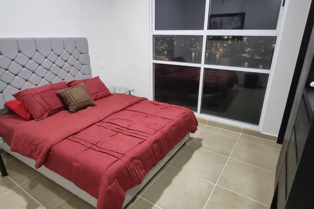 Apartamento Departamento Con Laguna Artificial