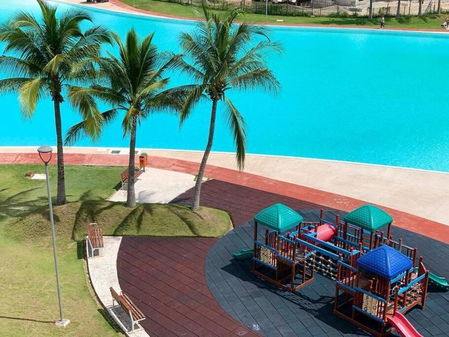 Departamento Moderno Con Vista A La Laguna En Dream Lagoons Apartment *