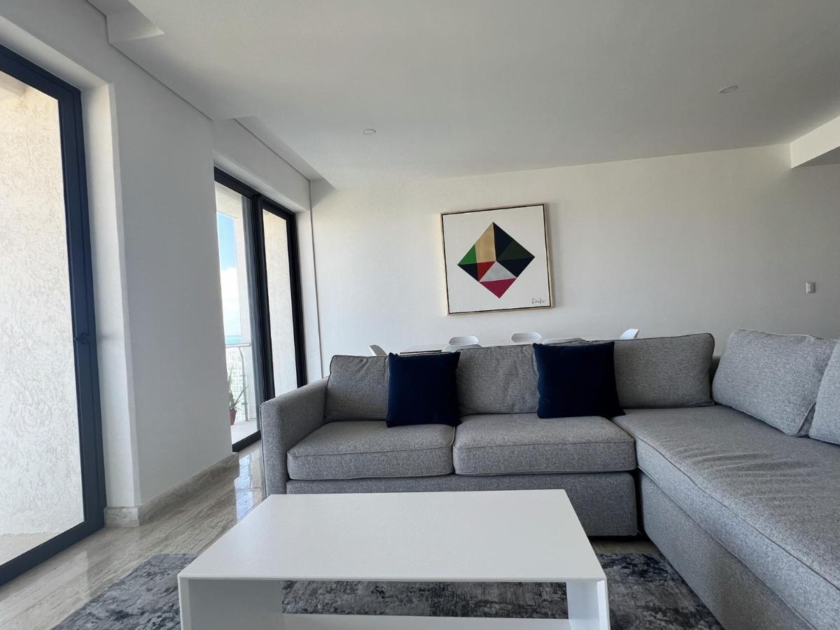Apartment Floor, Amazing Sea View In Puerto