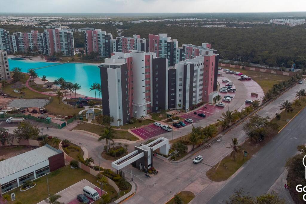 Dr02 Departamento Moderno Con Vista A La Laguna En Dream Lagoons *