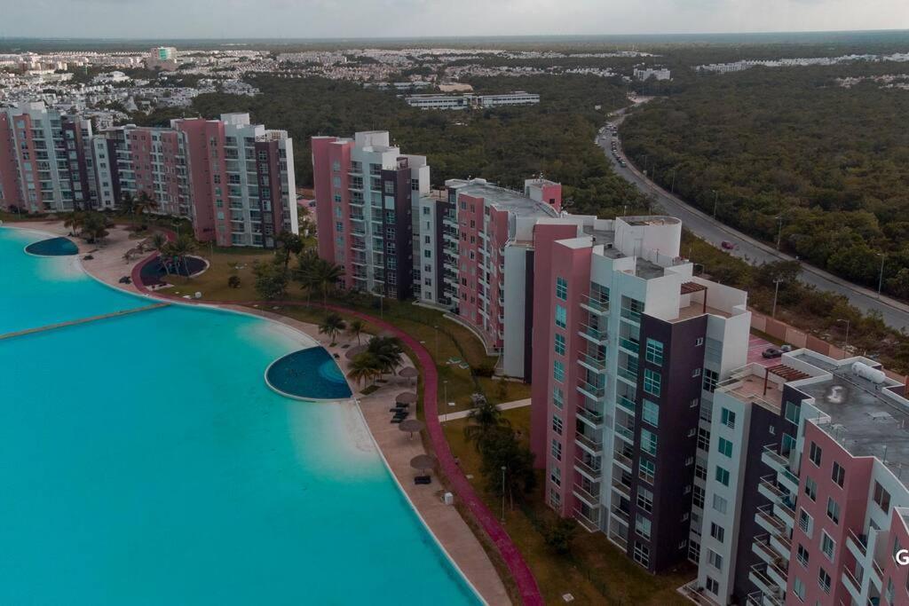 Dr02 Departamento Moderno Con Vista A La Laguna En Dream Lagoons Apartamento