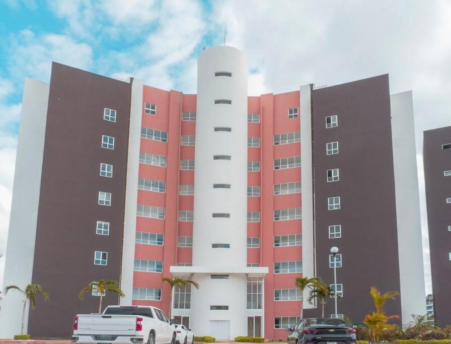 Dr02 Departamento Moderno Con Vista A La Laguna En Dream Lagoons Cancún