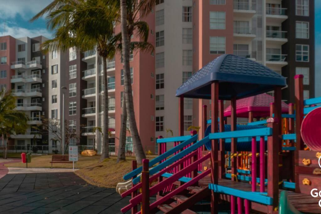 Dr02 Departamento Moderno Con Vista A La Laguna En Dream Lagoons Apartamento