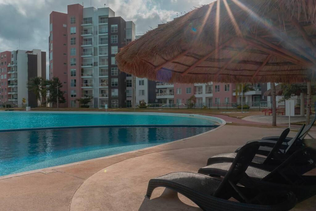 Dr02 Departamento Moderno Con Vista A La Laguna En Dream Lagoons