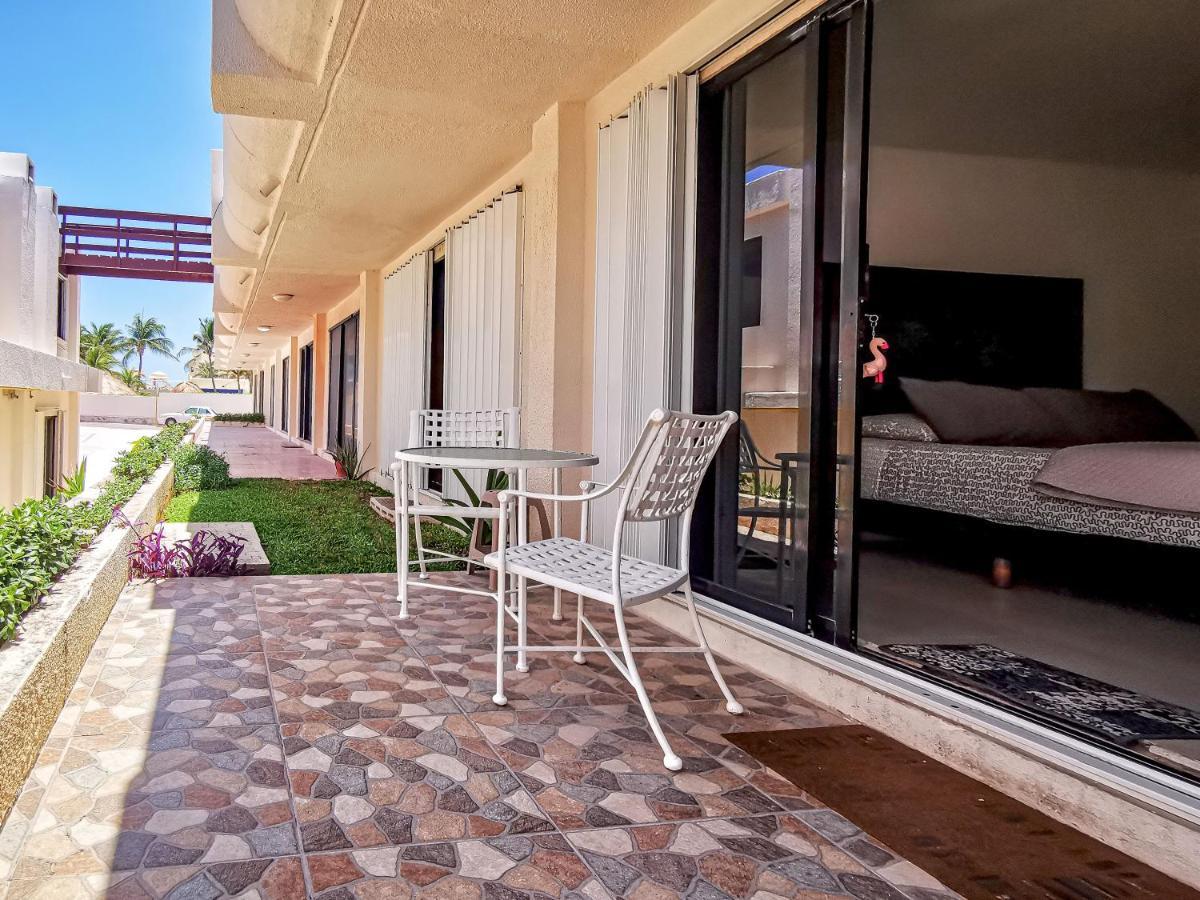 Aurora Beautiful Beachfront Apartamento