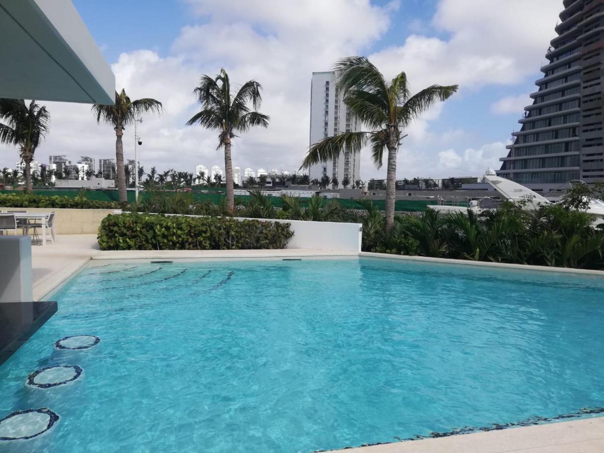 Apartment Floor, Amazing Sea View In Puerto Cancun