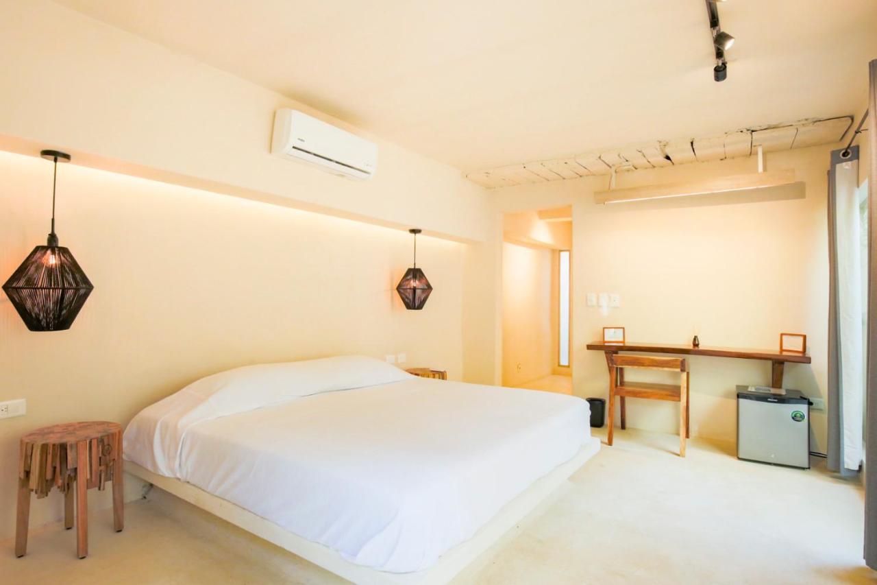 Oma - Holistic Healing Center *