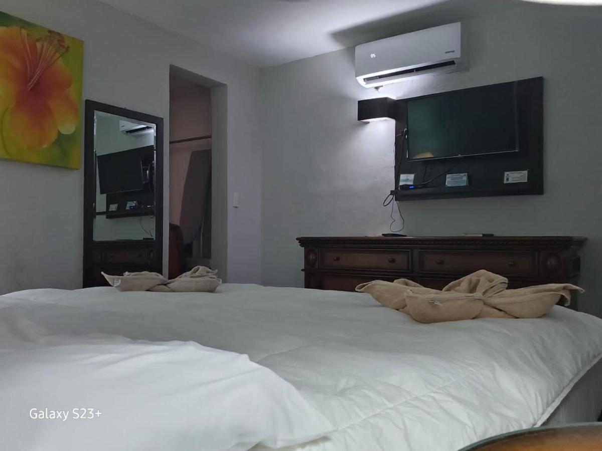 Grand Colonial Hotel 3*