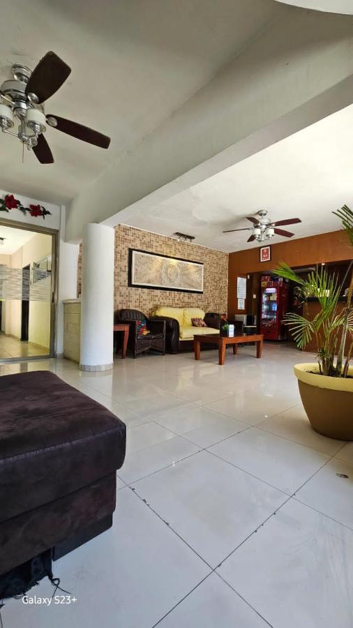 Grand Colonial