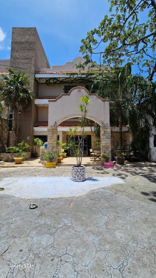 Hotel Grand Colonial 3*