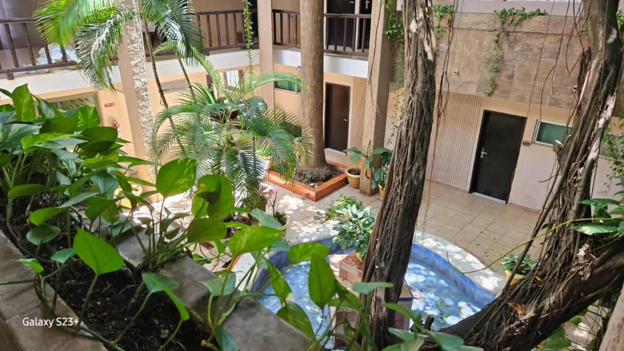 Colonial Hotel