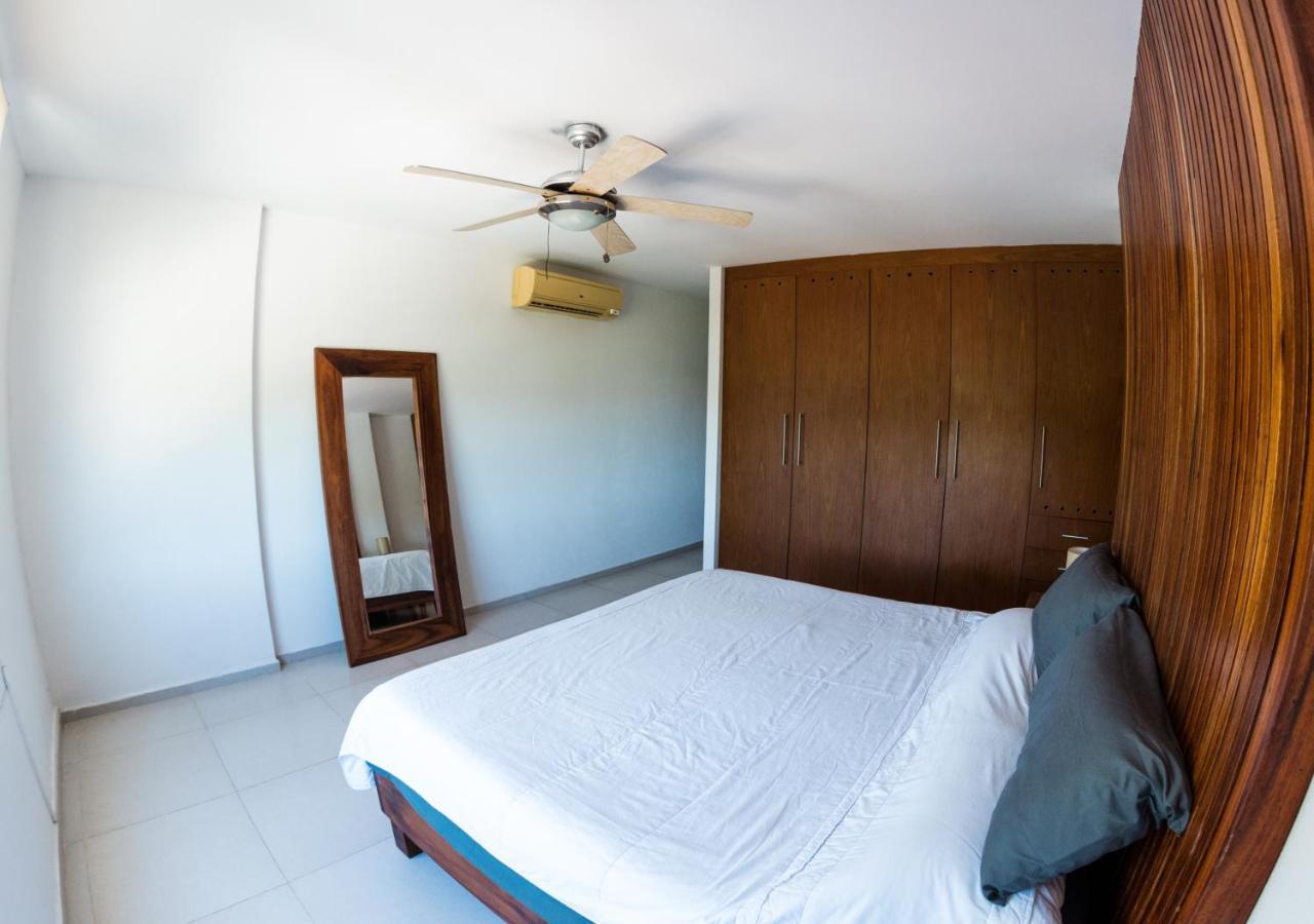 Beachfront Luxury Apartamento