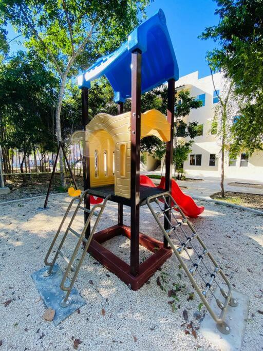 Apartamento Beautiful Swimming Pool And 5 Star Amenities