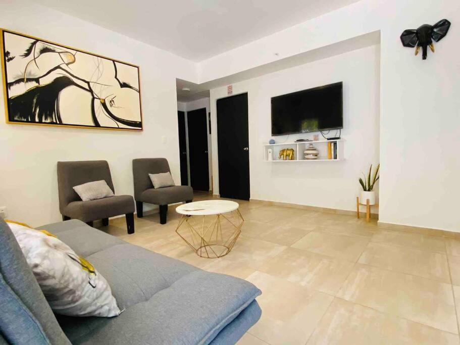 Apartamento Beautiful Swimming Pool And 5 Star Amenities *