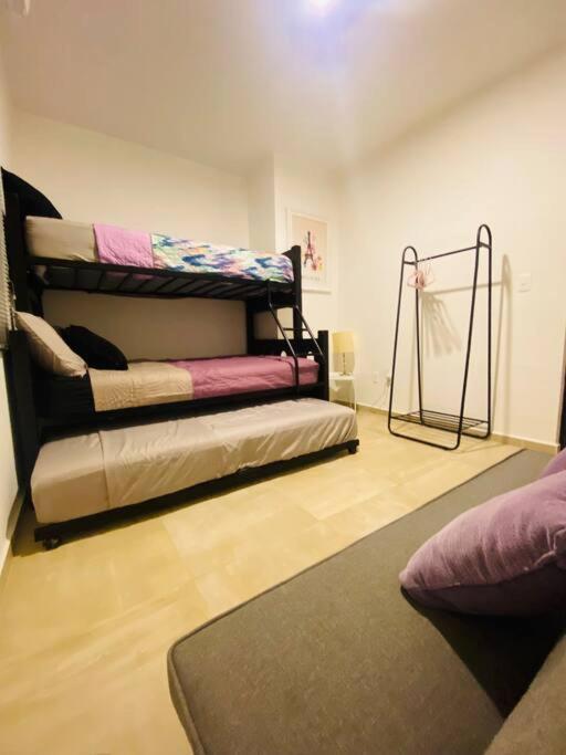 Apartamento Beautiful Swimming Pool And 5 Star Amenities