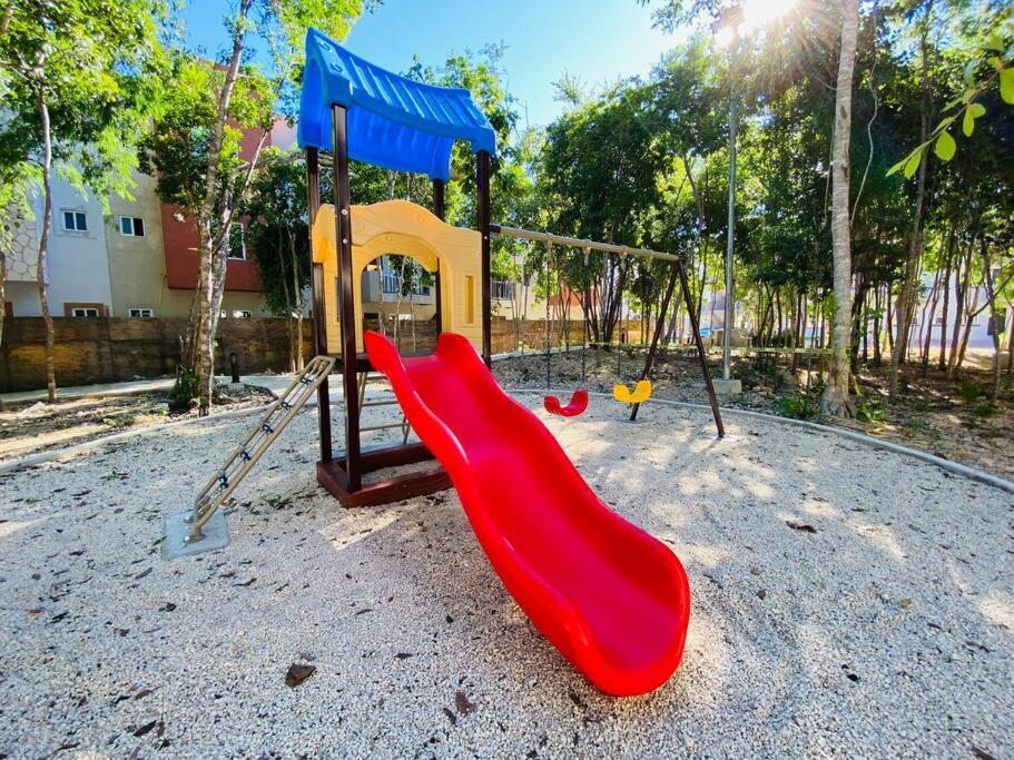 Apartamento Beautiful Swimming Pool And 5 Star Amenities