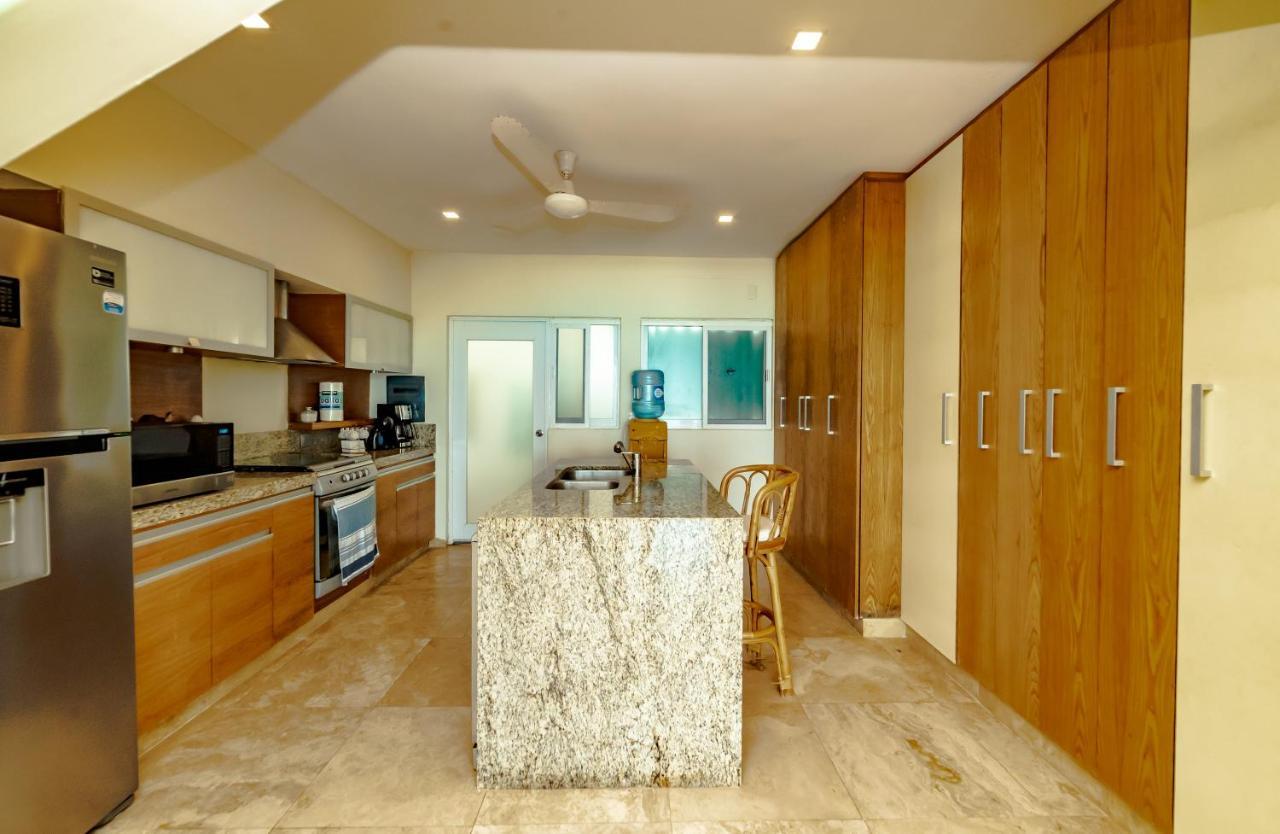 Brisas Shore - Heated Private Pool Apartamento Cancún