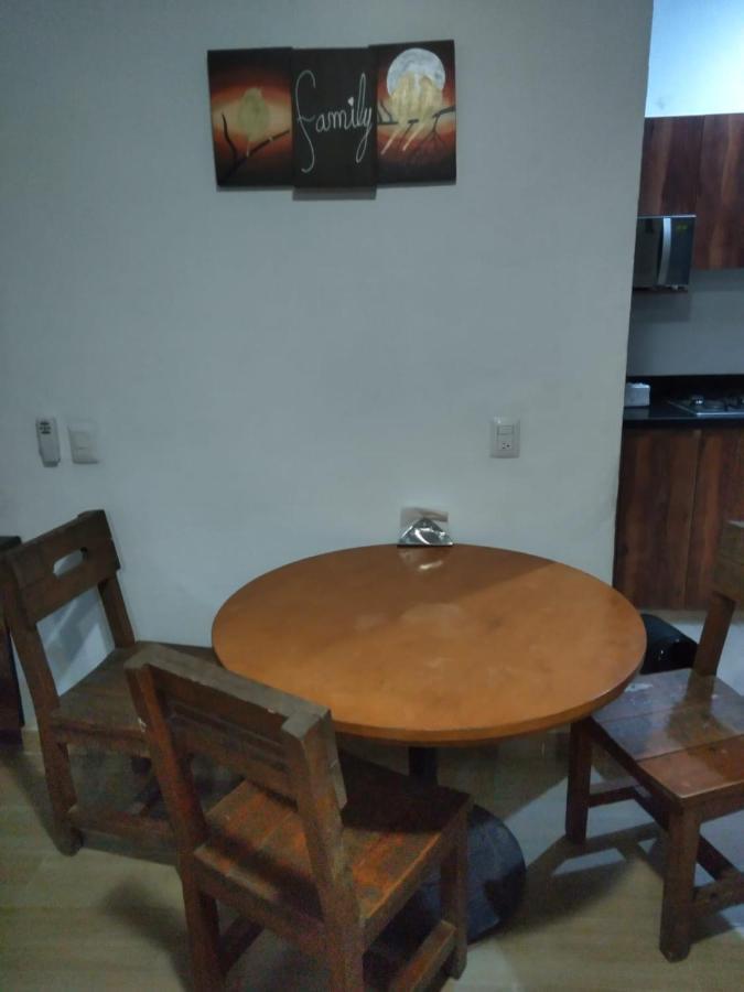 Amplia A 10min Del Aeropuerto Casa rural Cancún