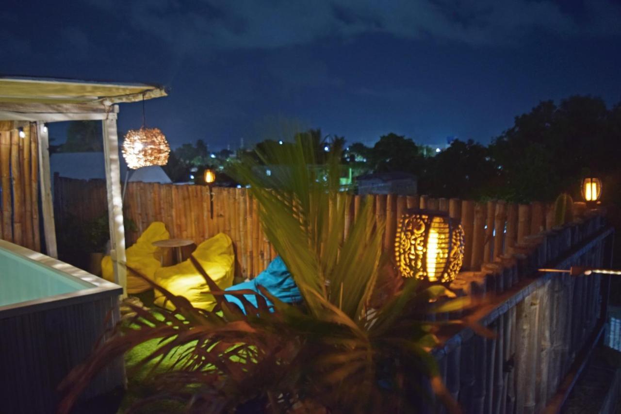 Tropical Bedroom -casa Nomis *