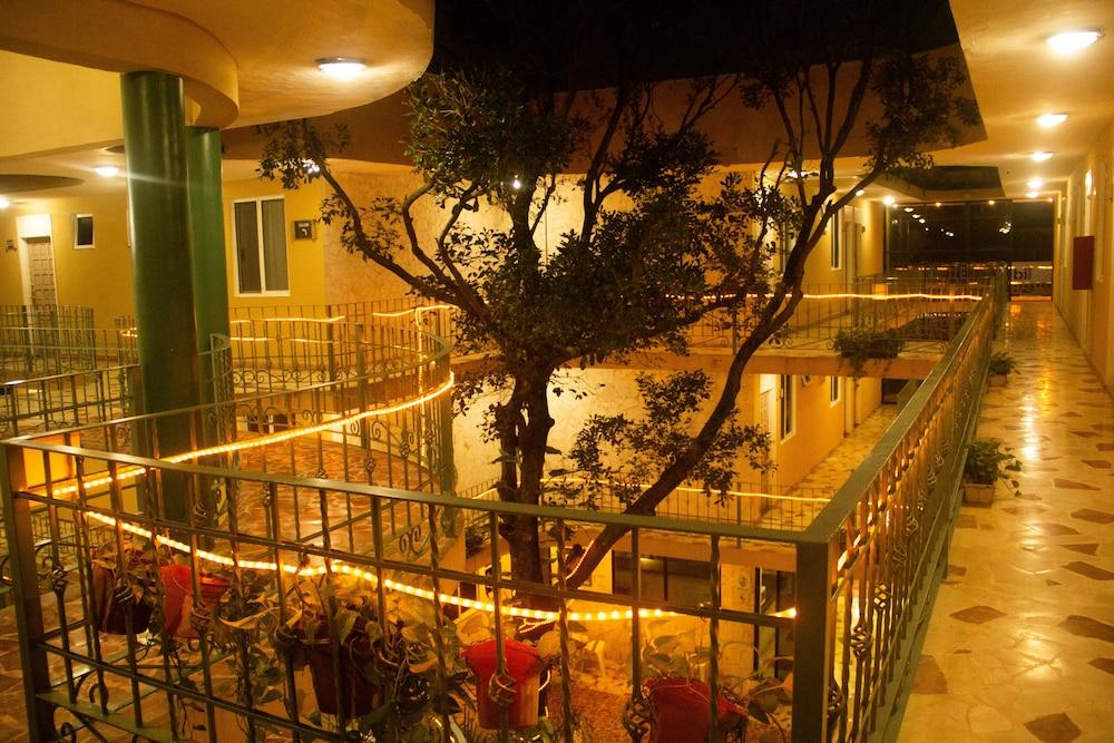 Hotel Dogtown 3*