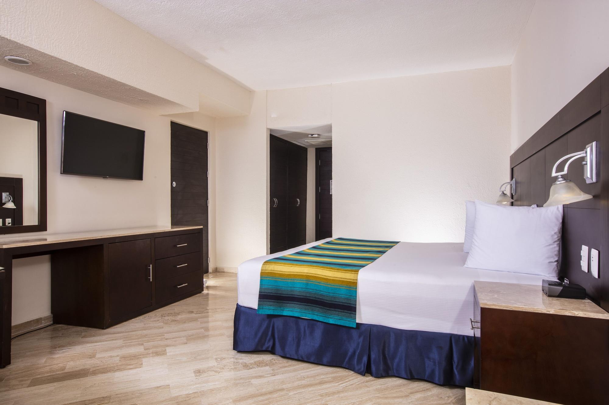 Crown Paradise Club Resort 5*