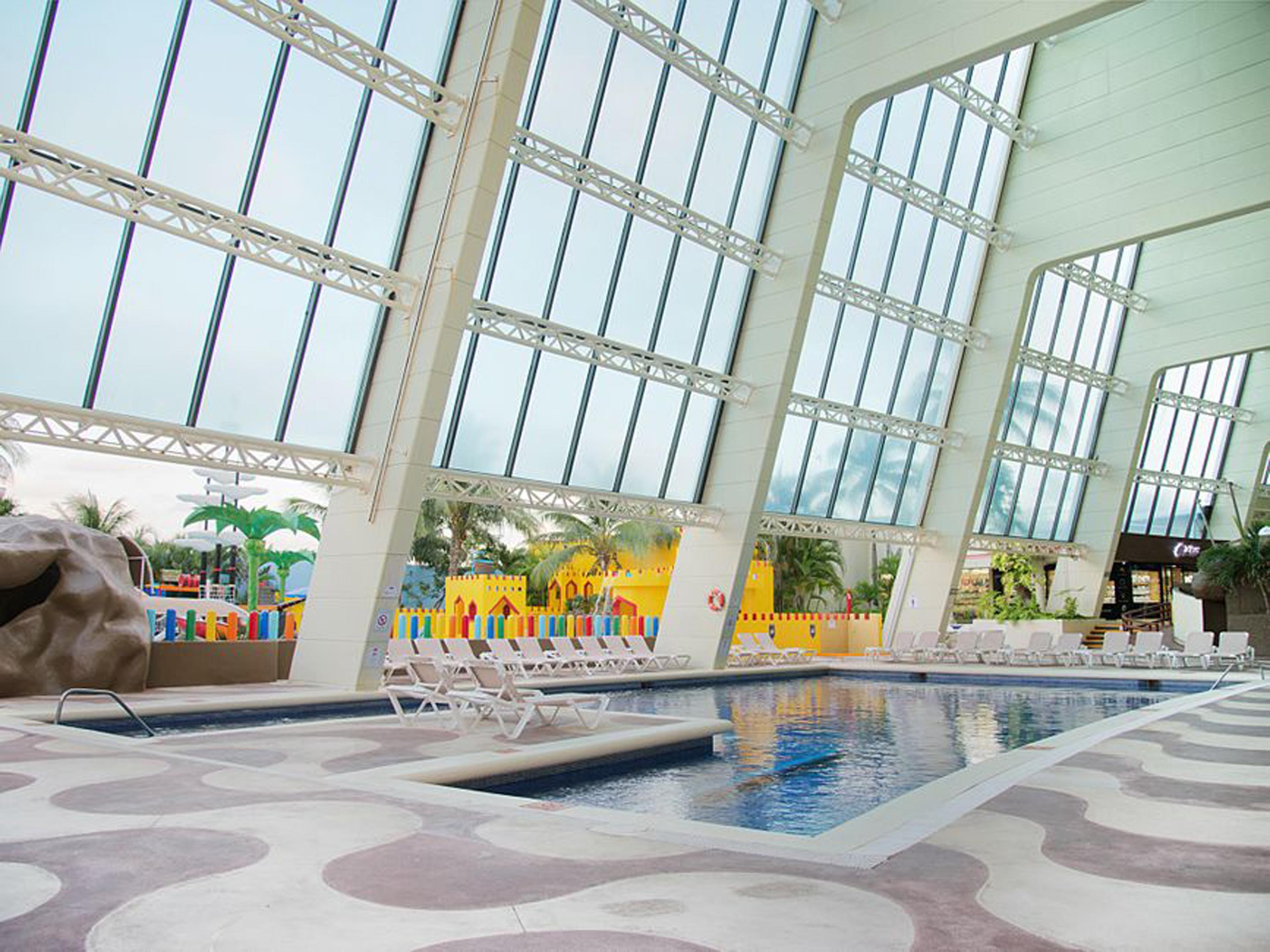 Crown Paradise Club Resort 5*